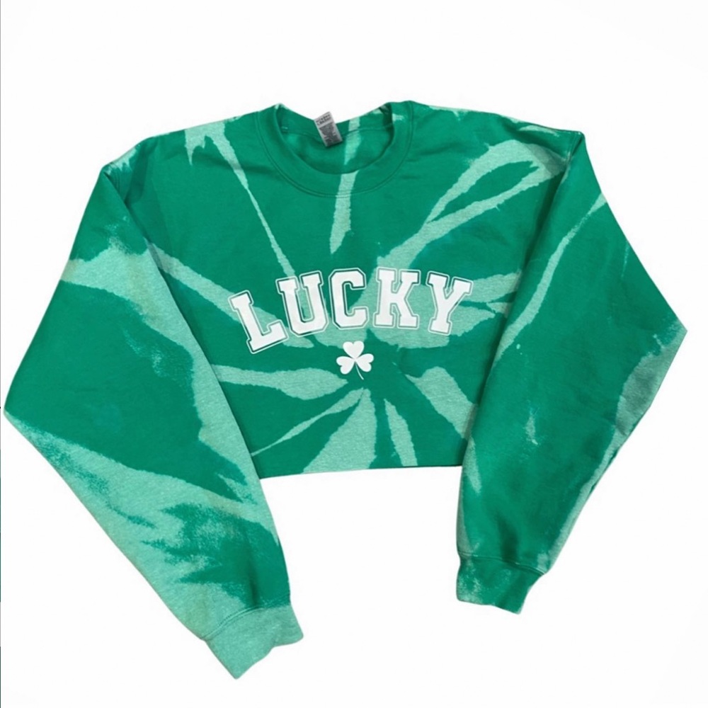 St Patrick’s day cropped crew neck !